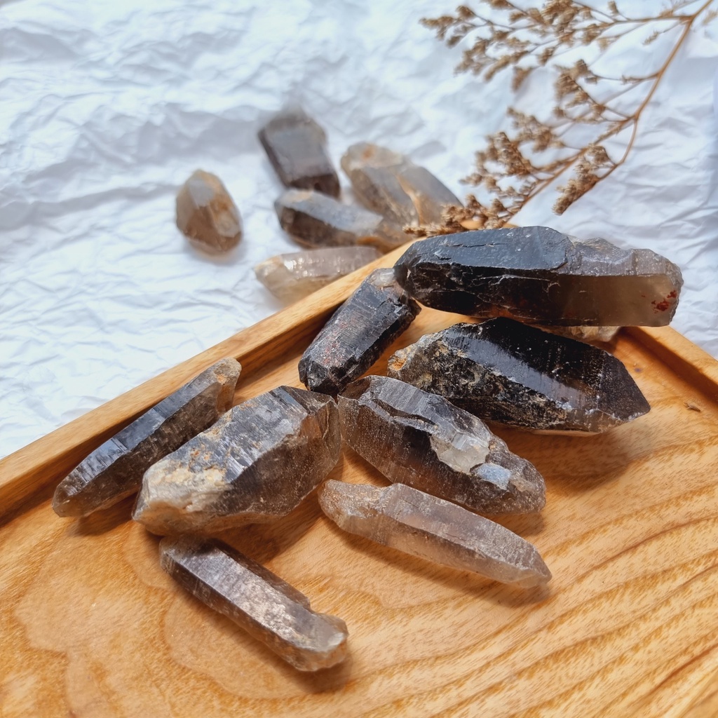 Tinh thể đá thach anh Khói thô Smoky Quartz, đá phong thủy, đá thanh tẩy,