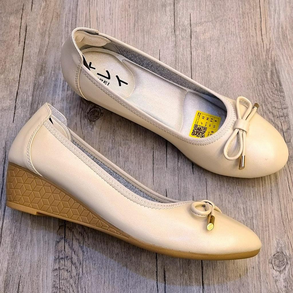 Kirei suede wedge 3P HI