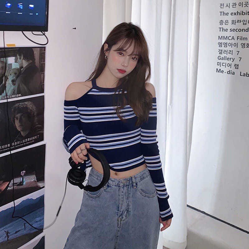 Áo Dệt Kim Tay Dài Trễ Vai Hoạ Tiết Kẻ Sọc Thiết Kế Ôm Sát Quyến Rũ COZOK