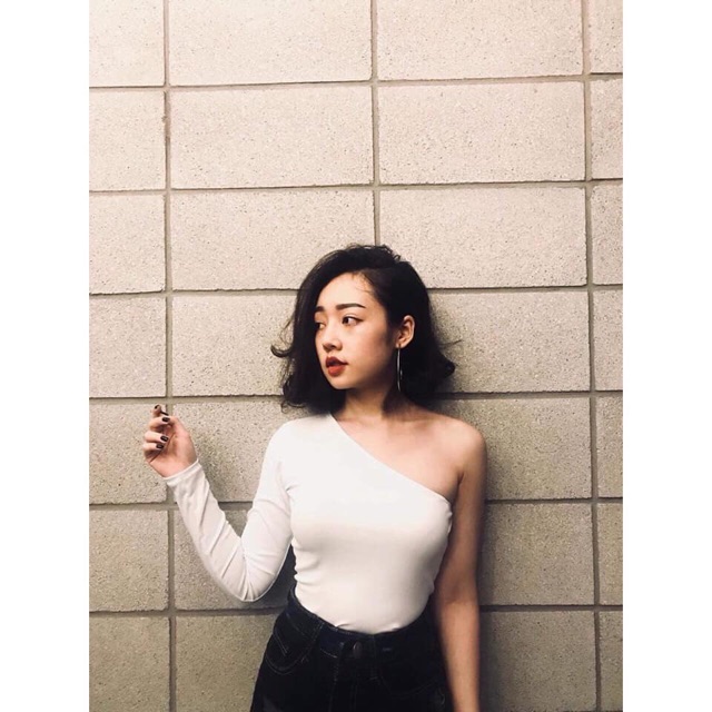 Áo lệch vai 1 tay
