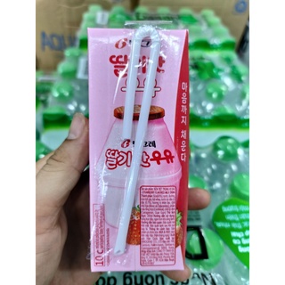 Sữa dâu hàn quốc 200ml -  딸기맛 우유