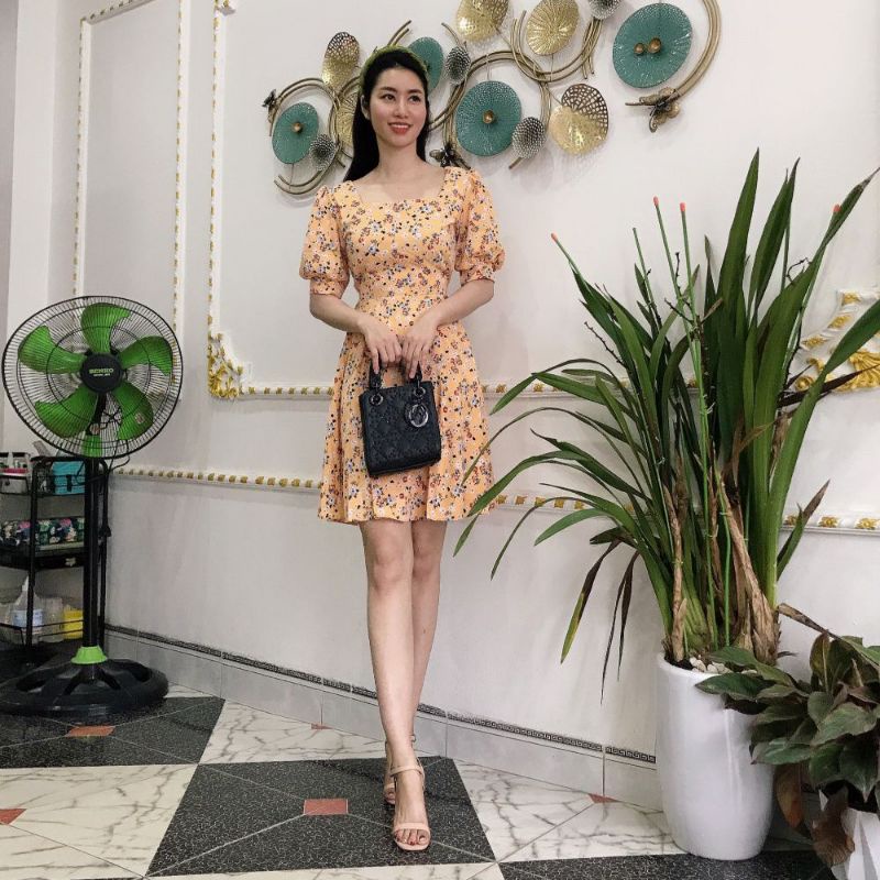 Đầm nữ cổ vuông tay phồng bo gấu chất liệu lụa Nhật | BigBuy360 - bigbuy360.vn