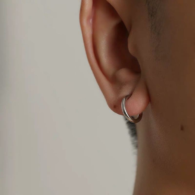 Khuyên tai tròn thép titan không gỉ không cần bấm lỗ phong cách Hiphop Đường phố thiết kế Đơn giản Thanh lịch