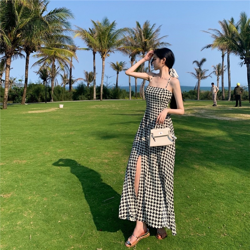 Đầm maxi caro 2 dây xẻ quyến rũ tà đen đỏ