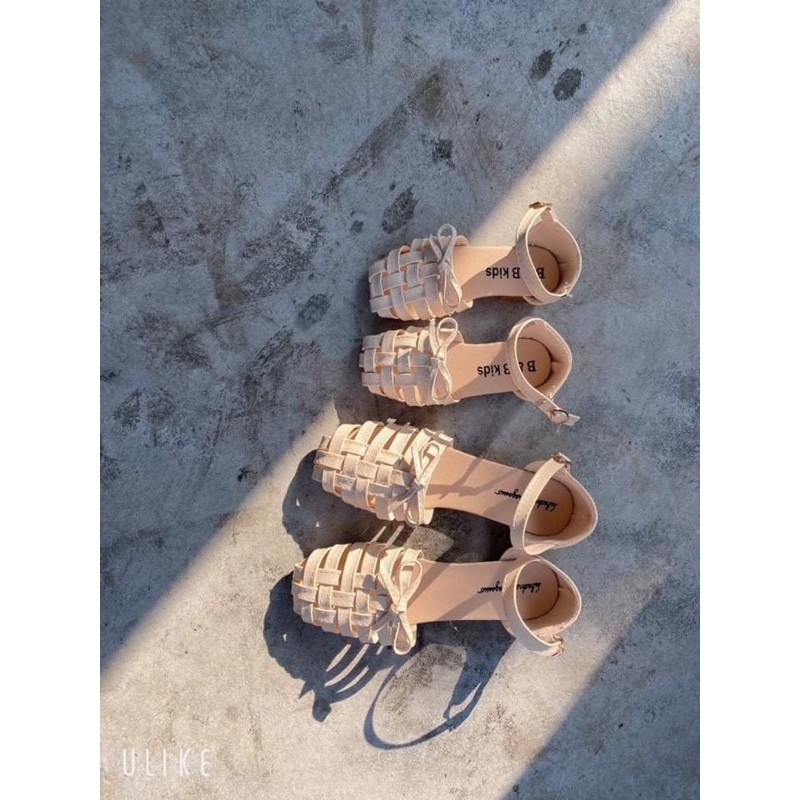 [Hình thât] Giày bệt giày rọ mẹ và bé giày bé gái 1 tuổi đen 15 tuổi giày rọ