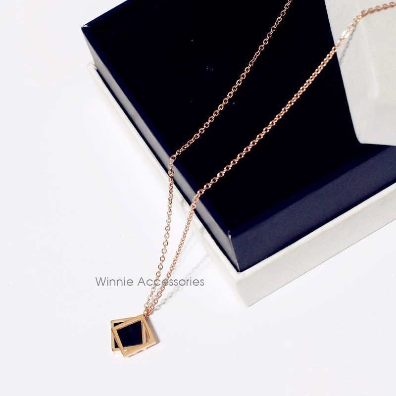 Dây chuyền nữ titan 2square