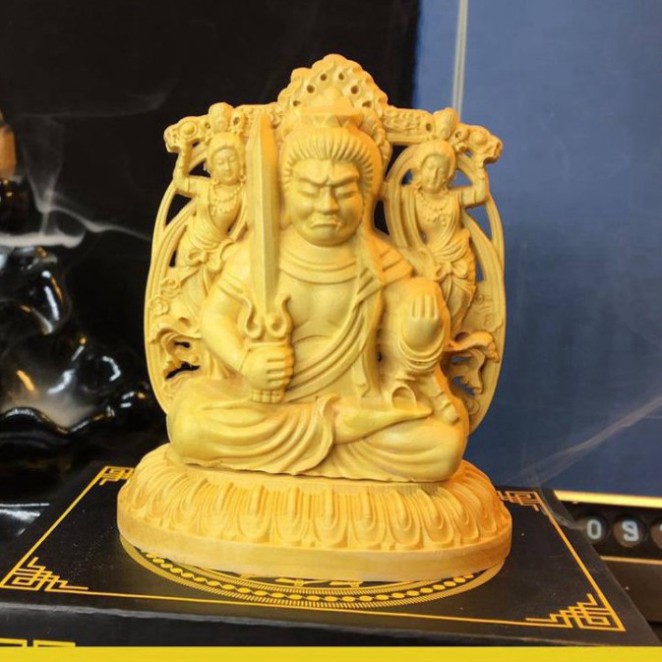 Tượng phật Bất Động Minh Vương -Tặng vòng đeo tay (để trên bàn lv với trên taplo ôtô ) -Hàng cao cấp