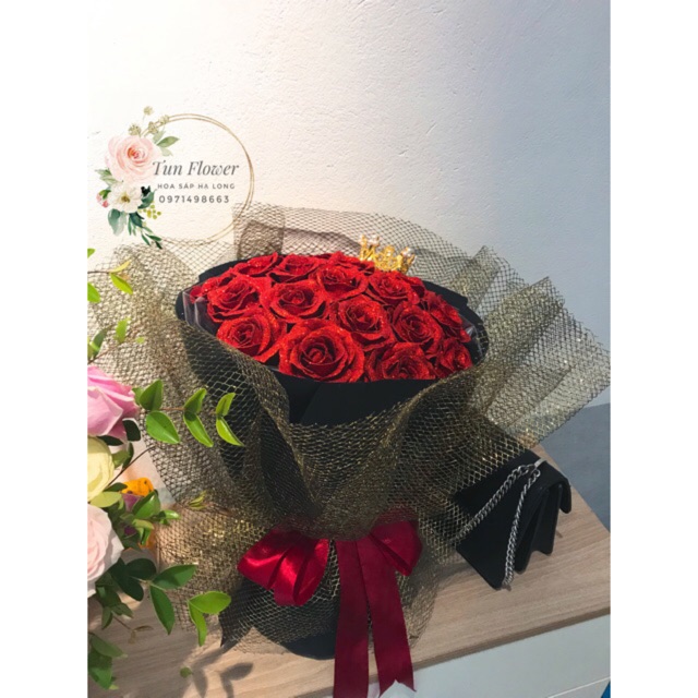 Bó hoa hồng nhũ đỏ kèm vương miện( ảnh thật)