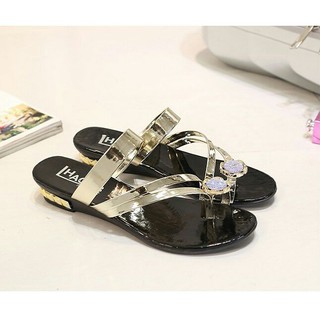 Sandal xỏ ngón, sandal nữ