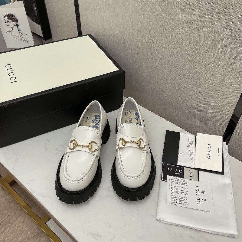 Giày lười loafer nữ da thật mũi tròn đế răng cưa cao 5cm Gucci GC