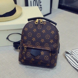 Balo LV( trả giá 180k)