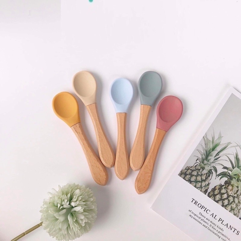 Thìa Cho Bé Ăn Dặm Silicon Cán Gỗ Bền Đẹp Kích Thích Bé Ăn Ngon