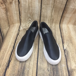 Combo 2 đôi slipon da thật chỉ với 300k