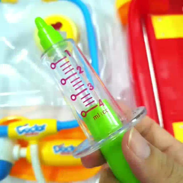 Bộ đồ chơi vali bác sĩ dạng vali kéo dụng cụ có pin, có đèn, âm thanh dành cho các bé muốn chơi trò tập làm bác sĩ