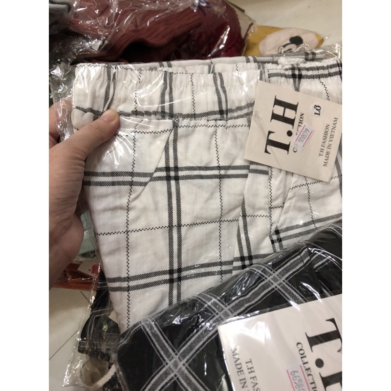 Quần vải sọc nữ