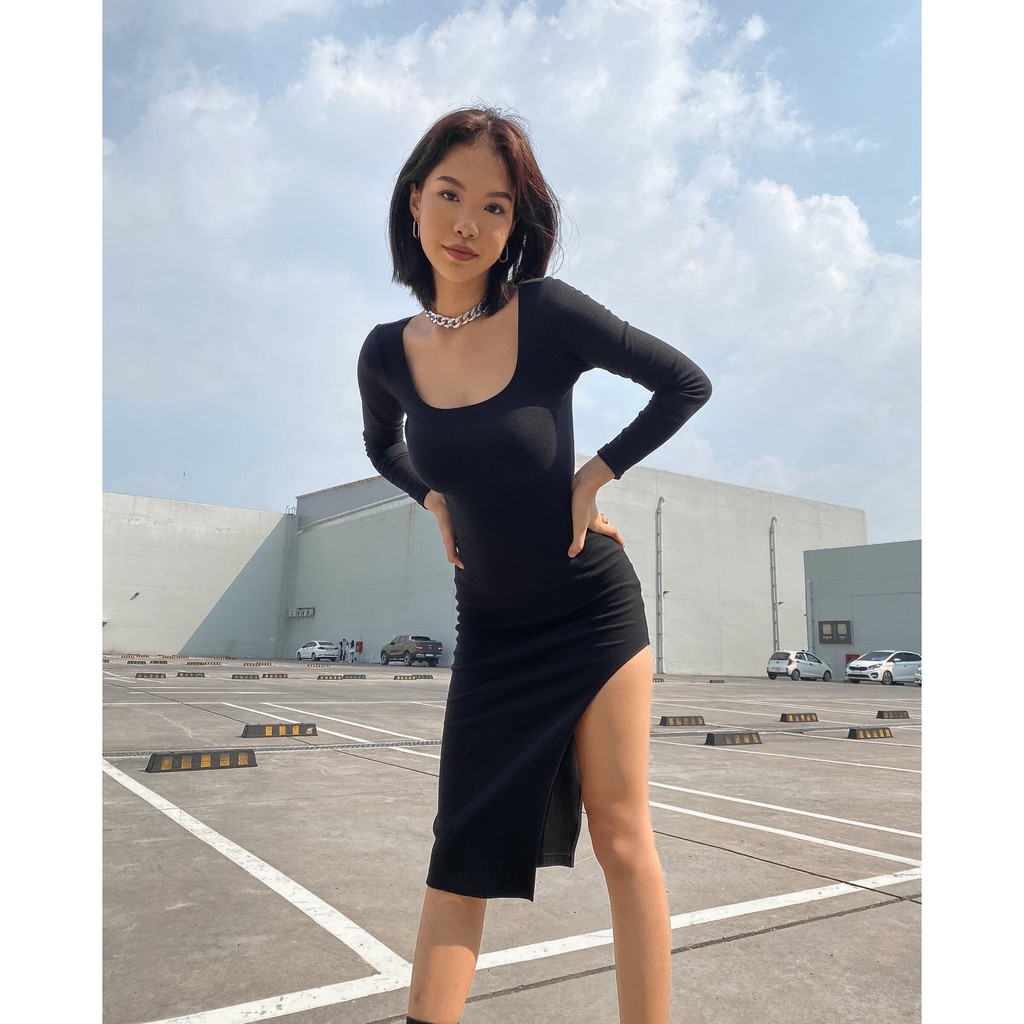 [Mã FAMALLT5 giảm 15% đơn 150k] là min - Đầm "Hắc Đàn" Knit Dress