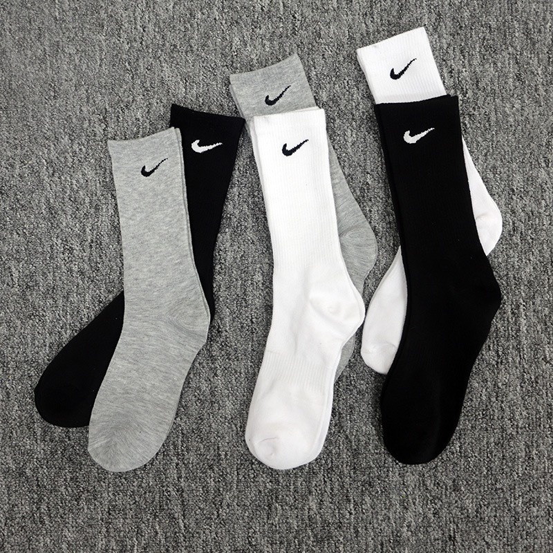 Tất Nike Unisex Cao Cổ Cao Cấp, Tất Thể Thao Nam Nữ Cực Đẹp Dày Dặn Dễ Phối Đồ Phù Hợp Với Mọi Lứa Tuổi Teen