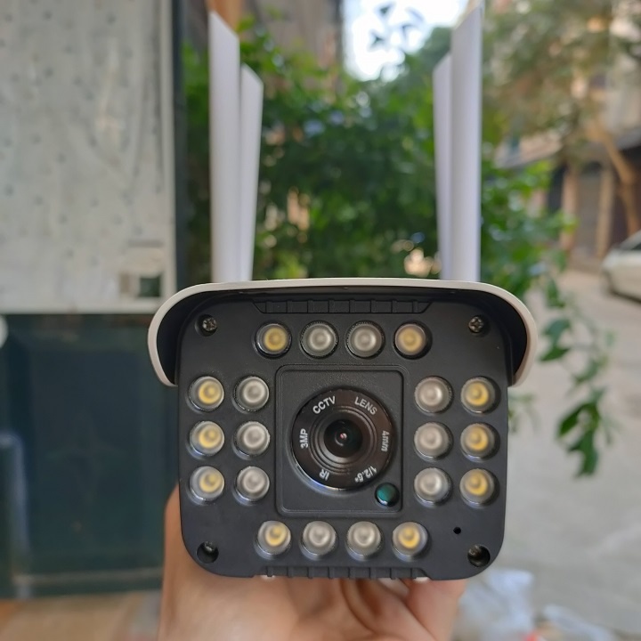 Camera yoosee ngoài trời thân 4 râu 20led đàm thoại 2 chiều, chịu nắng mưa, có màu ban đêm