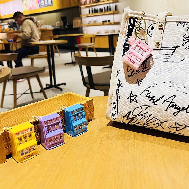 Móc Khóa Hoạt Hình Nhiều Màu Dễ Thương