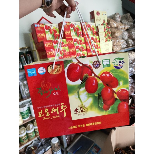 Trà táo đỏ Hàn Quốc 1kg tặng kèm túi xách quả size nhỡ, dày cùi, hạt nhỏ không xốp