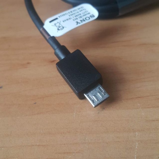 Cáp Micro USB Sony Z3, Z4, Z5, X, XA, XA ultra chính hãng new seal 100%