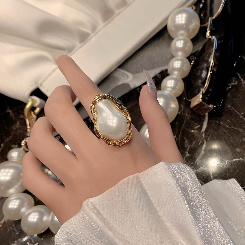 Nhẫn Etrendy mặt đính ngọc trai cỡ lớn phong cách mới lạ có thể điều chỉnh thời trang 2021 cá tính cho nữ