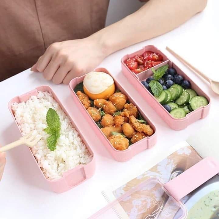 PVN2028 CẶP LỒNG - HỘP ĐỰNG CƠM CHỮ NHẬT LÚA MẠCH 3 TẬNG KÈM THÌA, DĨA T2 .