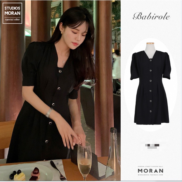 (ORDER) Váy MORAN tay phồng cổ V màu đen cài dọc khuy dáng A-line trang trọng thanh lịch công sở Hàn Quốc (NEW_HOT)