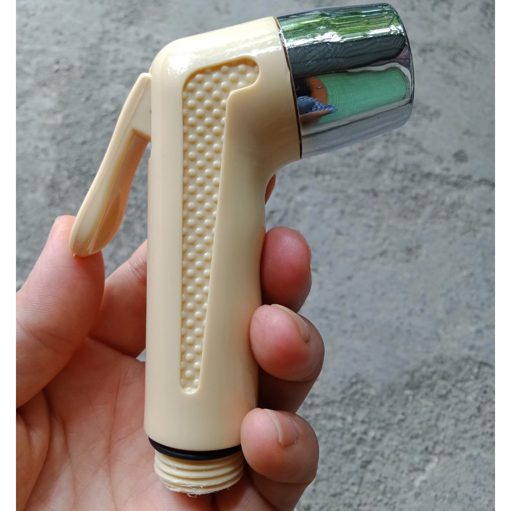 Đầu vòi xịt vệ sinh