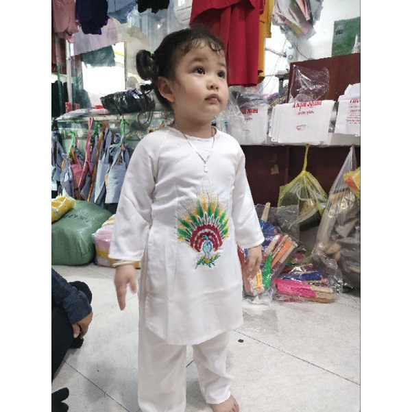 Áo dài bé gái.bé đi chùa vải lụa cao cấp