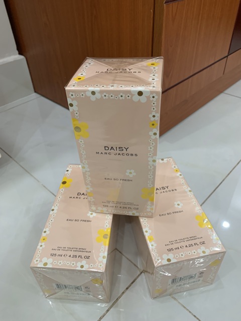 [Mã 1512FMCGSALE giảm 8% đơn 500K] Nước hoa marc jacobs daisy eau so fresh 125ml full seal | BigBuy360 - bigbuy360.vn