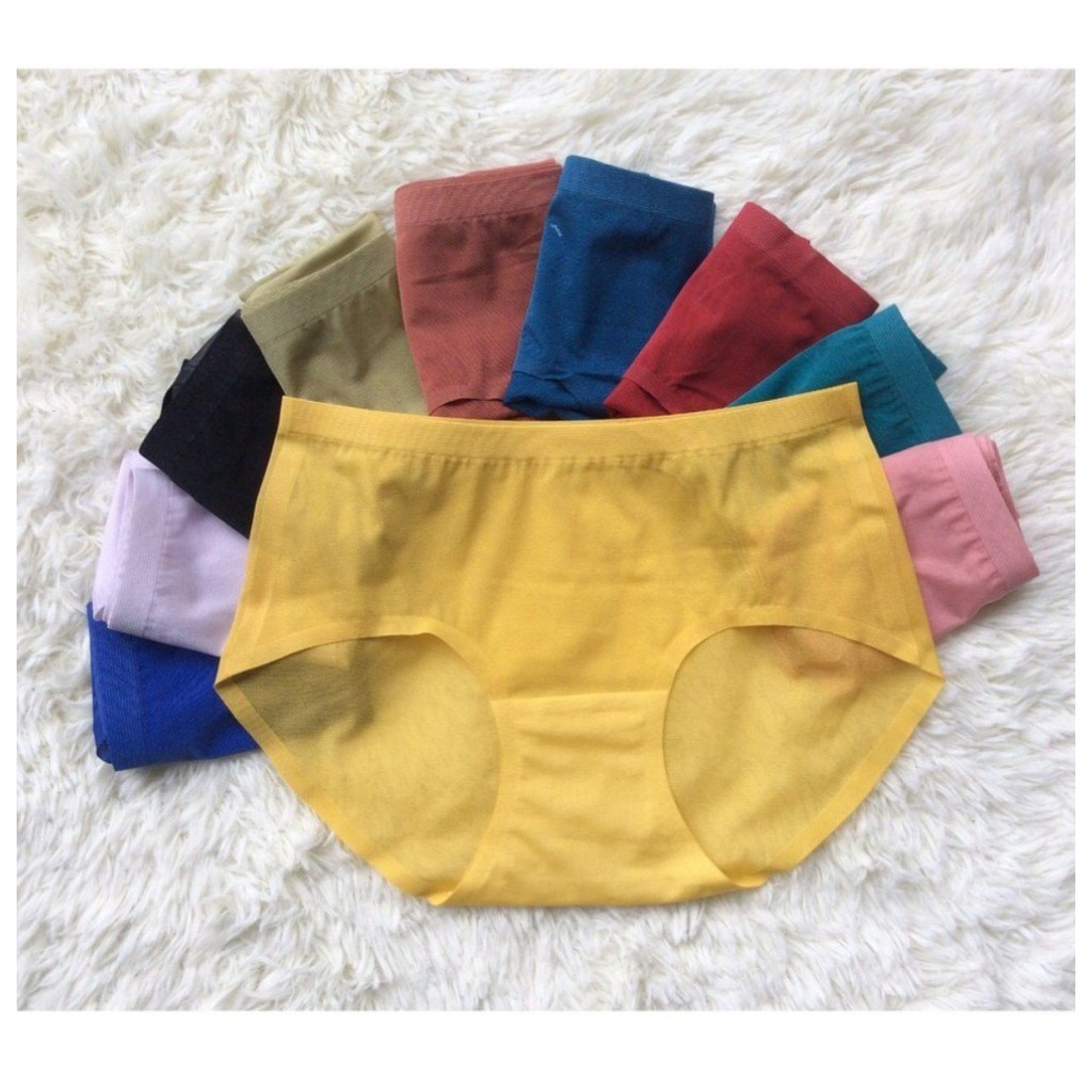 Quần lót nữ tàng hình