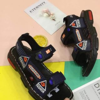 Sandan bé trai superme size 31-36