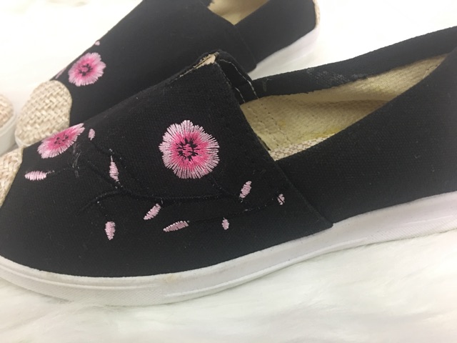 Giày vải/ giày slip on thổ cẩm/sọc/đầu lâu/hoa đào đẹp-siêu dẻo-hoạ tiết thêu 0007 | BigBuy360 - bigbuy360.vn