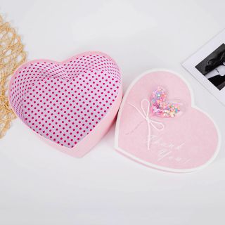 Hộp quà dễ thương trái tim