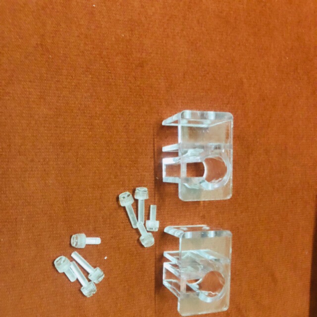 Kẹp giữ ống in out bằng meca (2 cái)