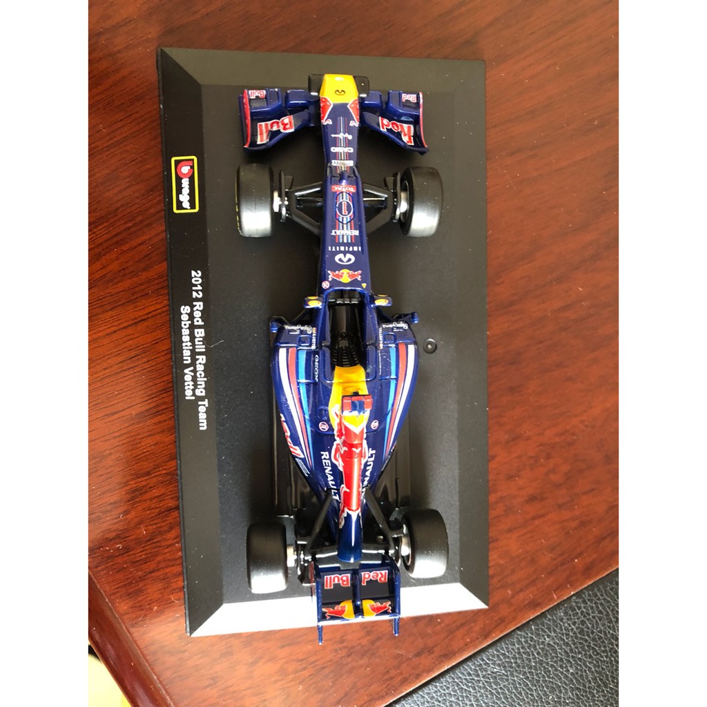 Mô Hình xe đua F1 Redbull Racing tỷ lệ 1:32