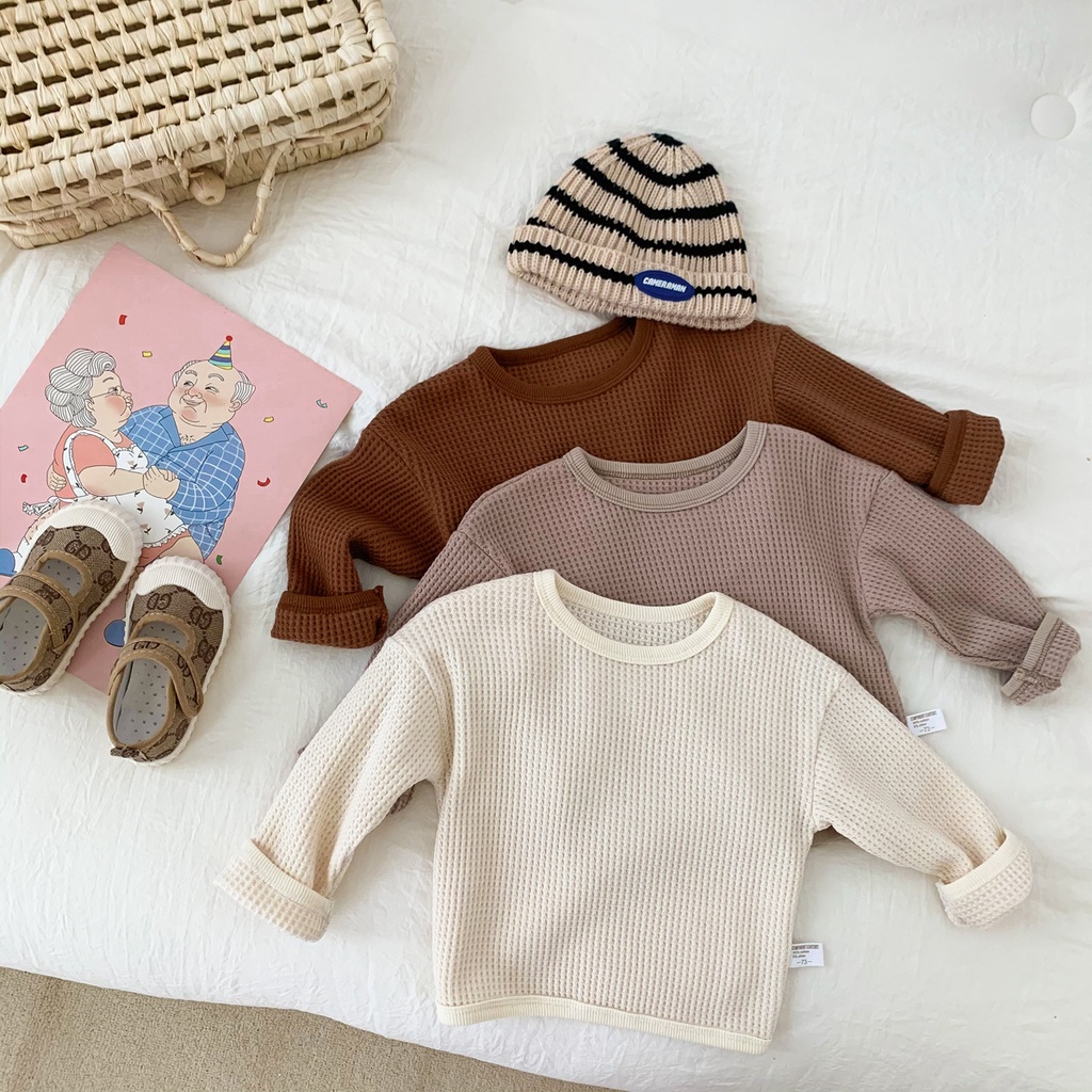 Áo thun tay dài màu sắc nhã nhặn thời trang dành cho trẻ em