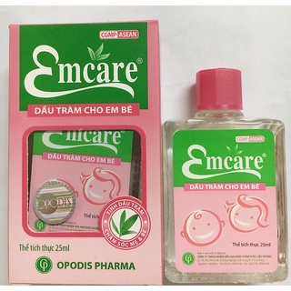Dầu khuynh diệp Emcare cho em bé