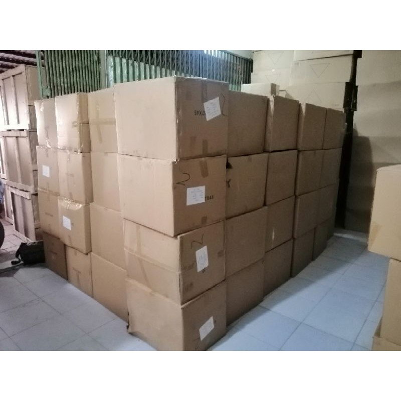 Ghế xoay spa chân nhện cao cấp (hết màu đen) ( không vòng sắt) | BigBuy360 - bigbuy360.vn