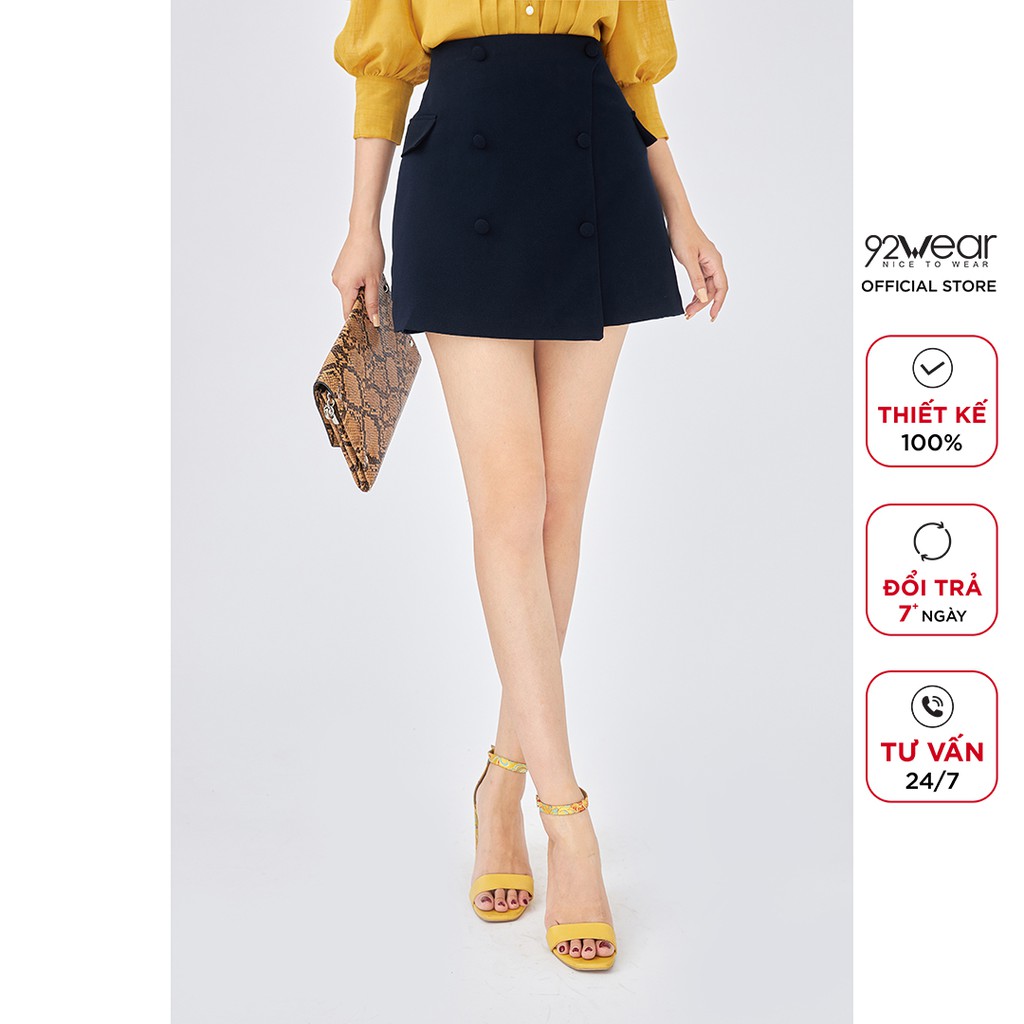 Chân váy ngắn chữ A 92WEAR cạp cao xẻ tà đính cúc bọc công sở JAA1605 | BigBuy360 - bigbuy360.vn