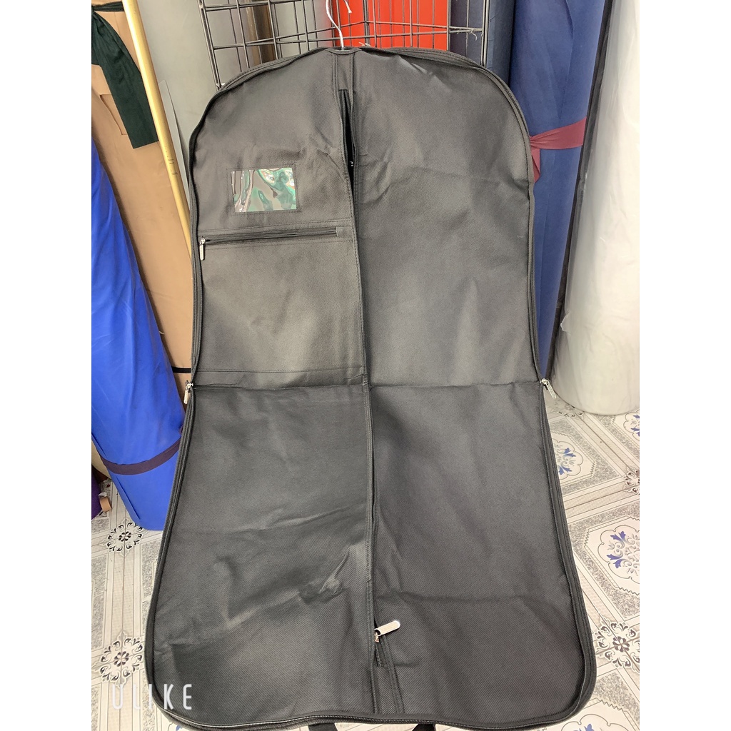 Túi trùm veston vải không dệt đen hiệu MOTIVE dây kéo vòng bảo vệ áo vest nam nữ chống bụi có quai xách hàng may dư