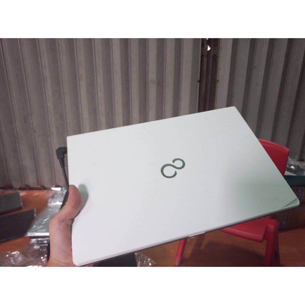 Laptop Nhật Bản Fujitsu Lifebook SH75 core i5-4200U,màn hình 13,3" full hd