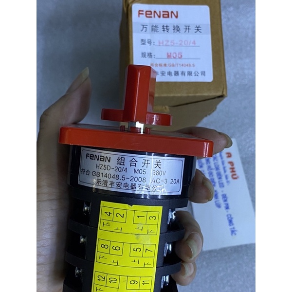 Công tắc  chuyển mạch Hz25-20/4 M05 20A/380v
