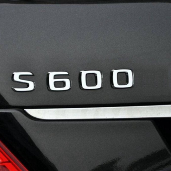 Sản Phẩm Decal tem chữ S600 dán đuôi xe ô tô Maybach .