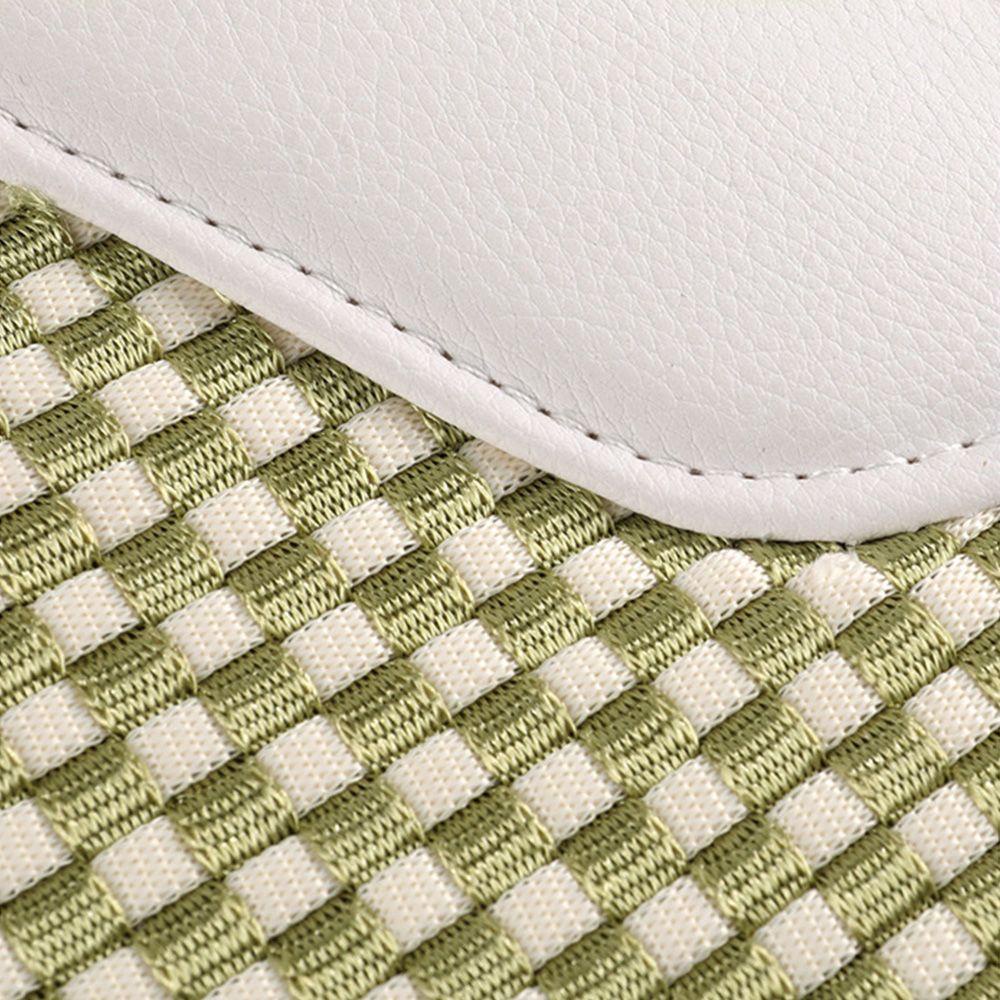 Đệm Lót Ghế Ngồi Xe Hơi Chống Trượt Tiện Dụng