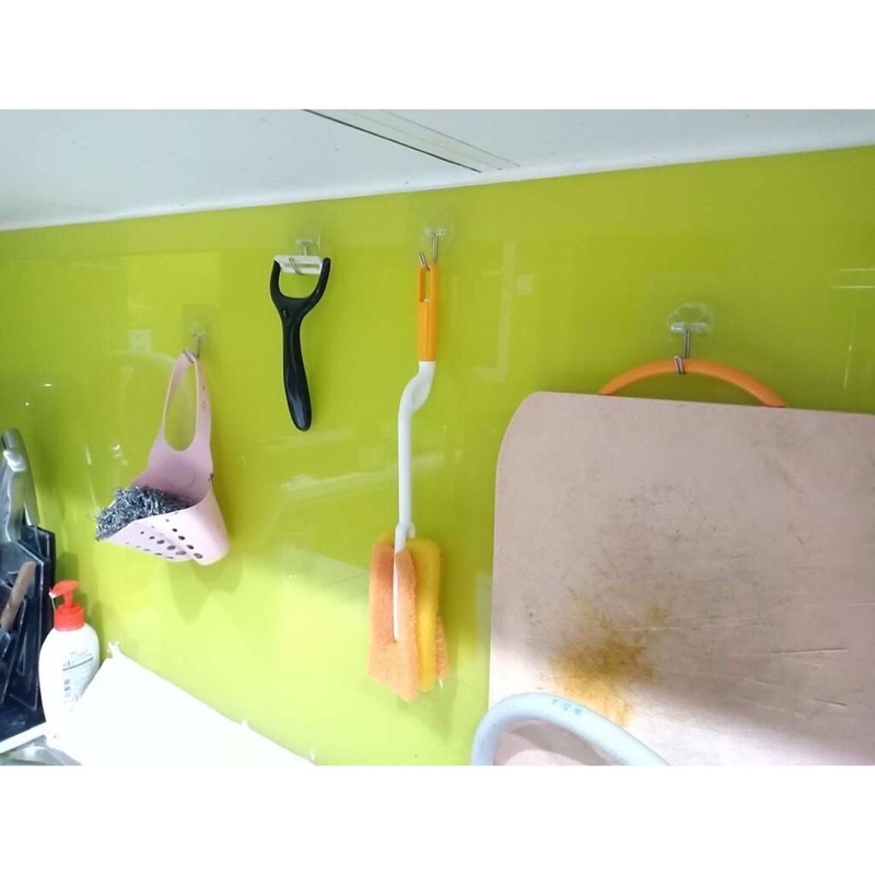 Móc Dán Tường 6x6 cm Trong Suốt