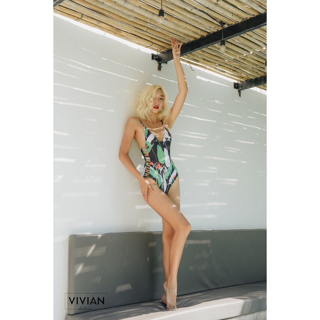 Đồ bơi Nữ VIVIAN BIKINI kiểu Một mảnh phối dây 2 hông- màu Xanh lá cây - VS038_GN