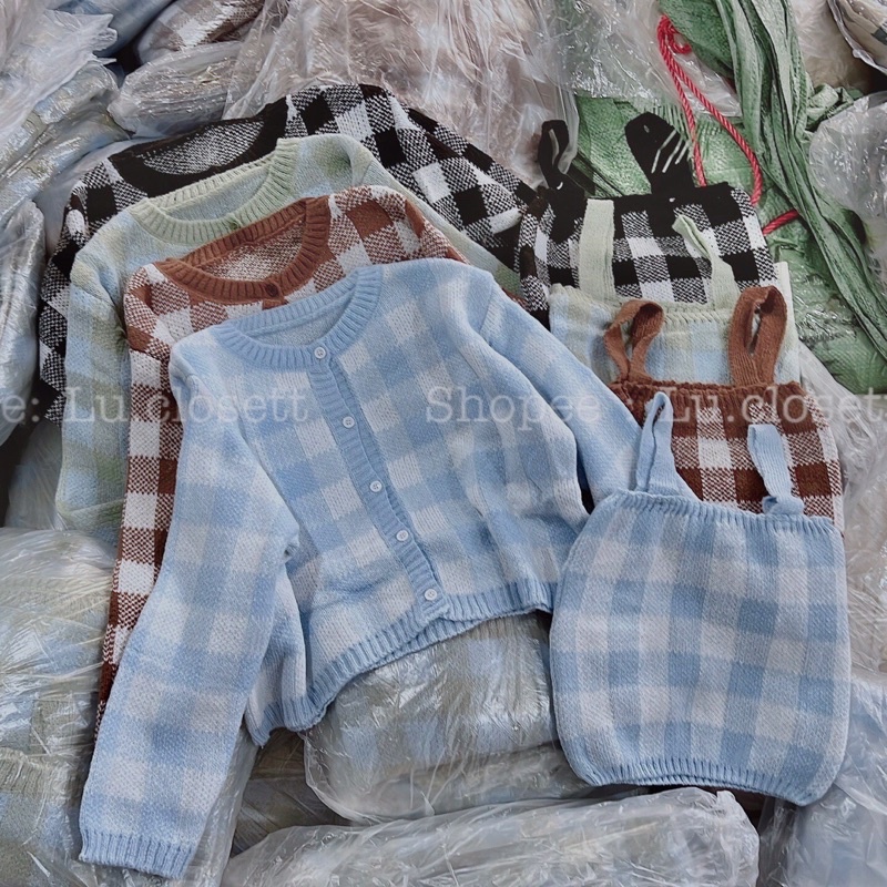 Set áo khoác cardigan len kèm áo 2 dây croptop hoạ tiết kẻ ô phong cách ulzzang LU.CLOSETT