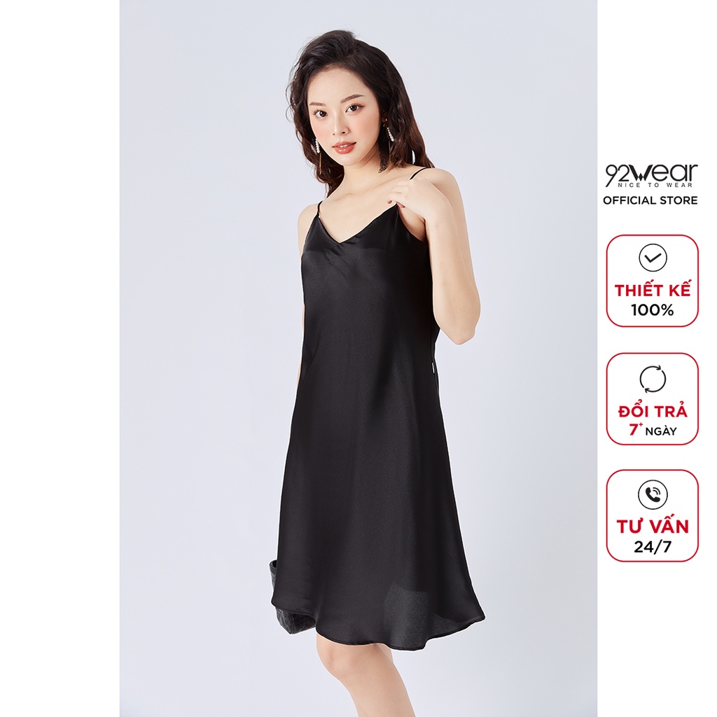 Váy ngủ 2 dây 92WEAR thiết kế vải lụa dáng suông NDA2061